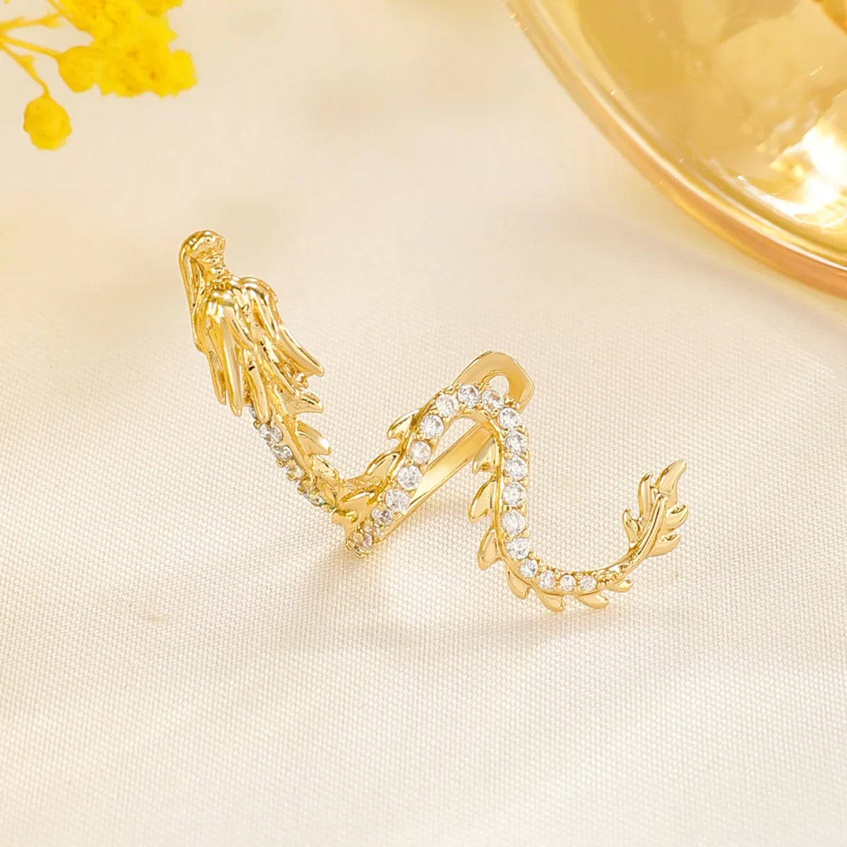 1 Piece Simple Style Classic Style Snake Aluminum Ear Cuffs