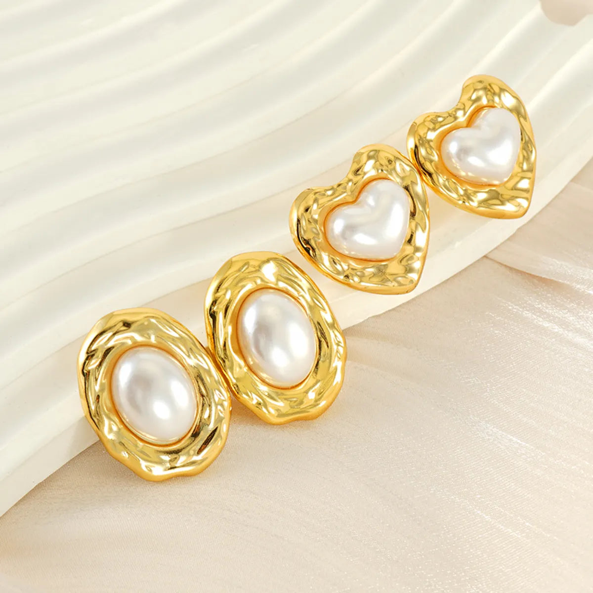 1 Piece Simple Style Classic Style Square Oval Heart Shape Plating Inlay 304 Stainless Steel Artificial Pearls 18K Gold Plated Ear Studs