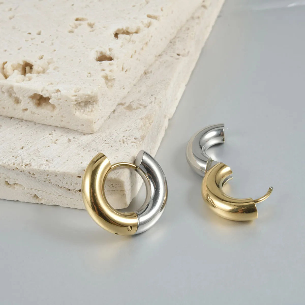 1 Piece Simple Style Color Block Plating Stainless Steel Gold Plated Earrings