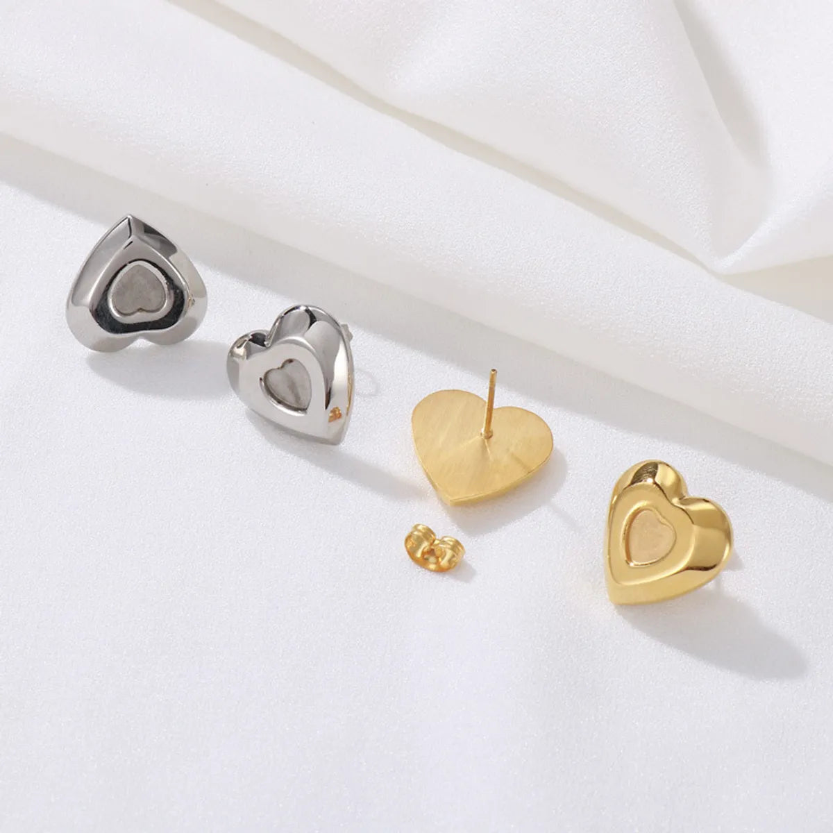 1 Piece Simple Style Commute Heart Shape Plating Stainless Steel Gold Plated Ear Studs