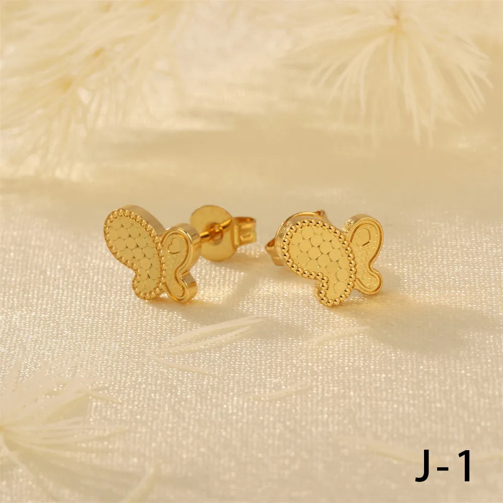 1 Piece Simple Style Cross Heart Shape Crown Plating Copper 18k Gold Plated Ear Studs