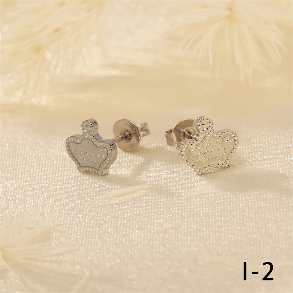 1 Piece Simple Style Cross Heart Shape Crown Plating Copper 18k Gold Plated Ear Studs