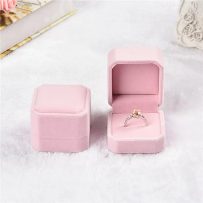 1 Piece Simple Style Geometric Solid Color Flannel Jewelry Boxes