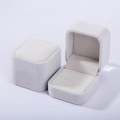 1 Piece Simple Style Geometric Solid Color Flannel Jewelry Boxes