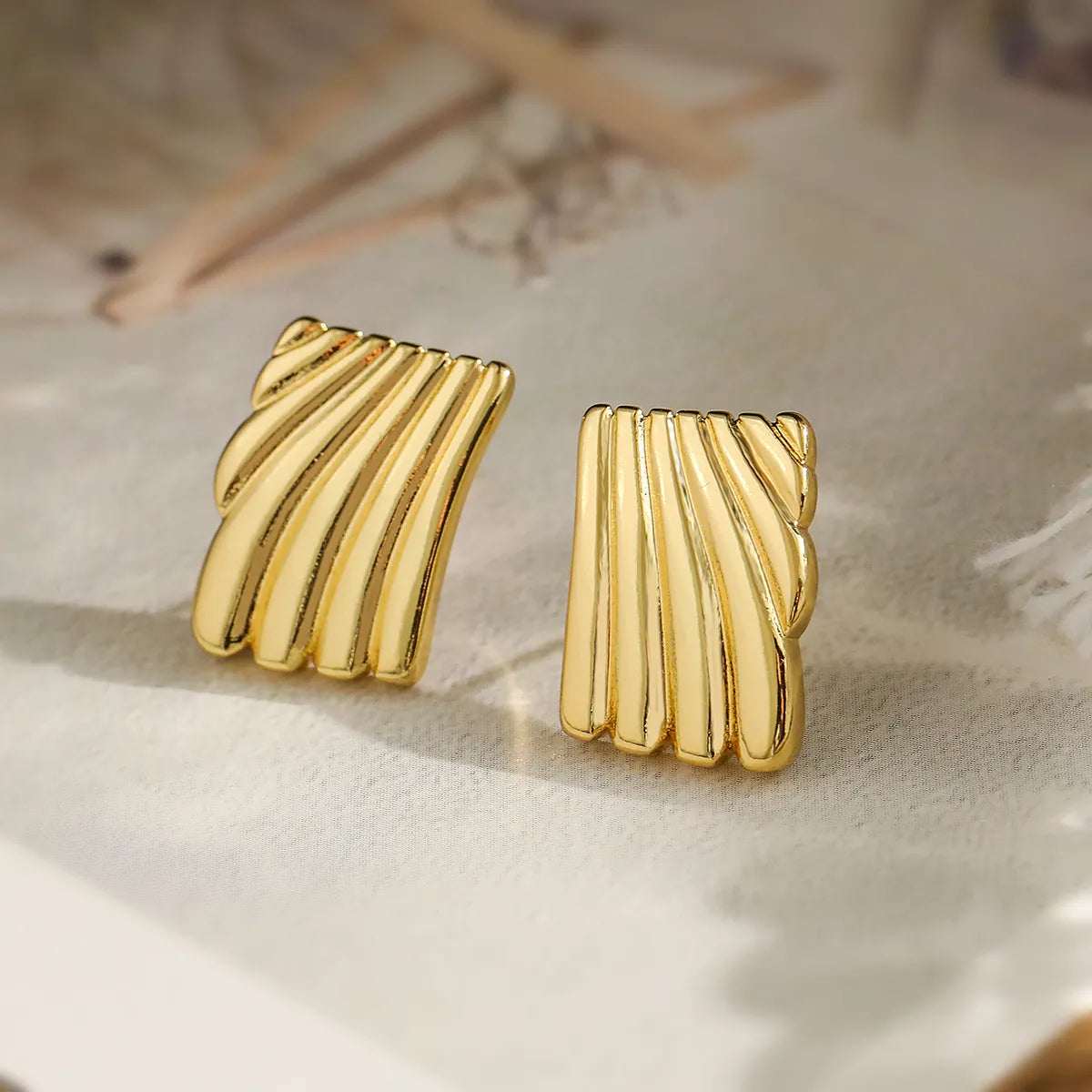 1 Piece Simple Style Geometric Square Plating Inlay Copper Zircon 18k Gold Plated Ear Studs