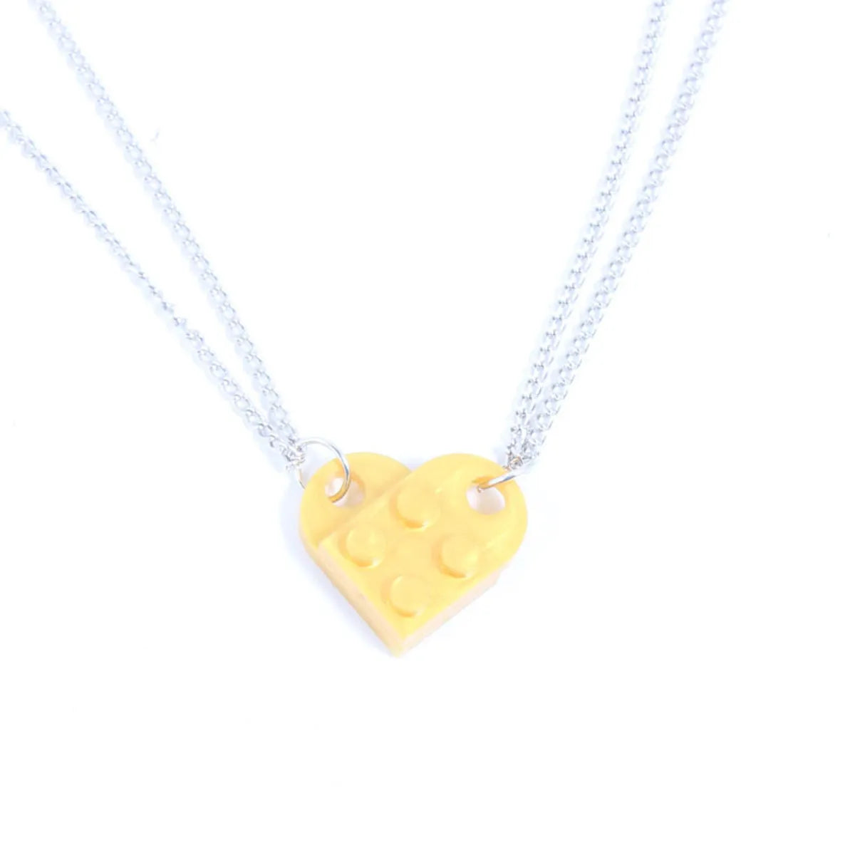 1 Piece Simple Style Heart Shape Alloy Plastic Patchwork Couple Pendant Necklace