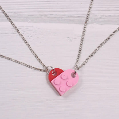 1 Piece Simple Style Heart Shape Alloy Plastic Patchwork Couple Pendant Necklace