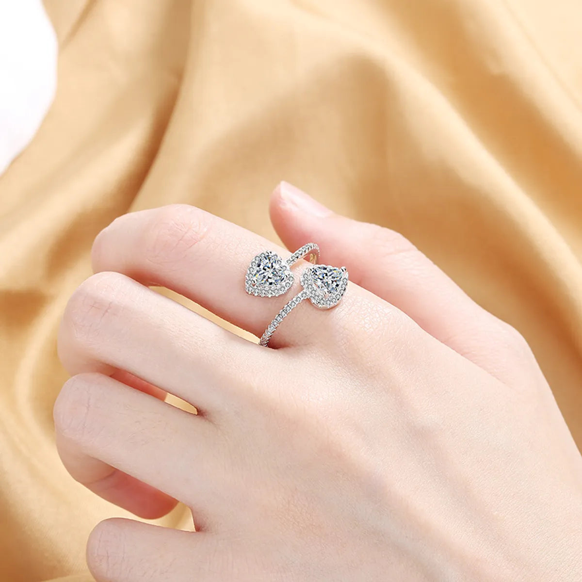 1 Piece Simple Style Heart Shape Copper Inlay Zircon Open Ring