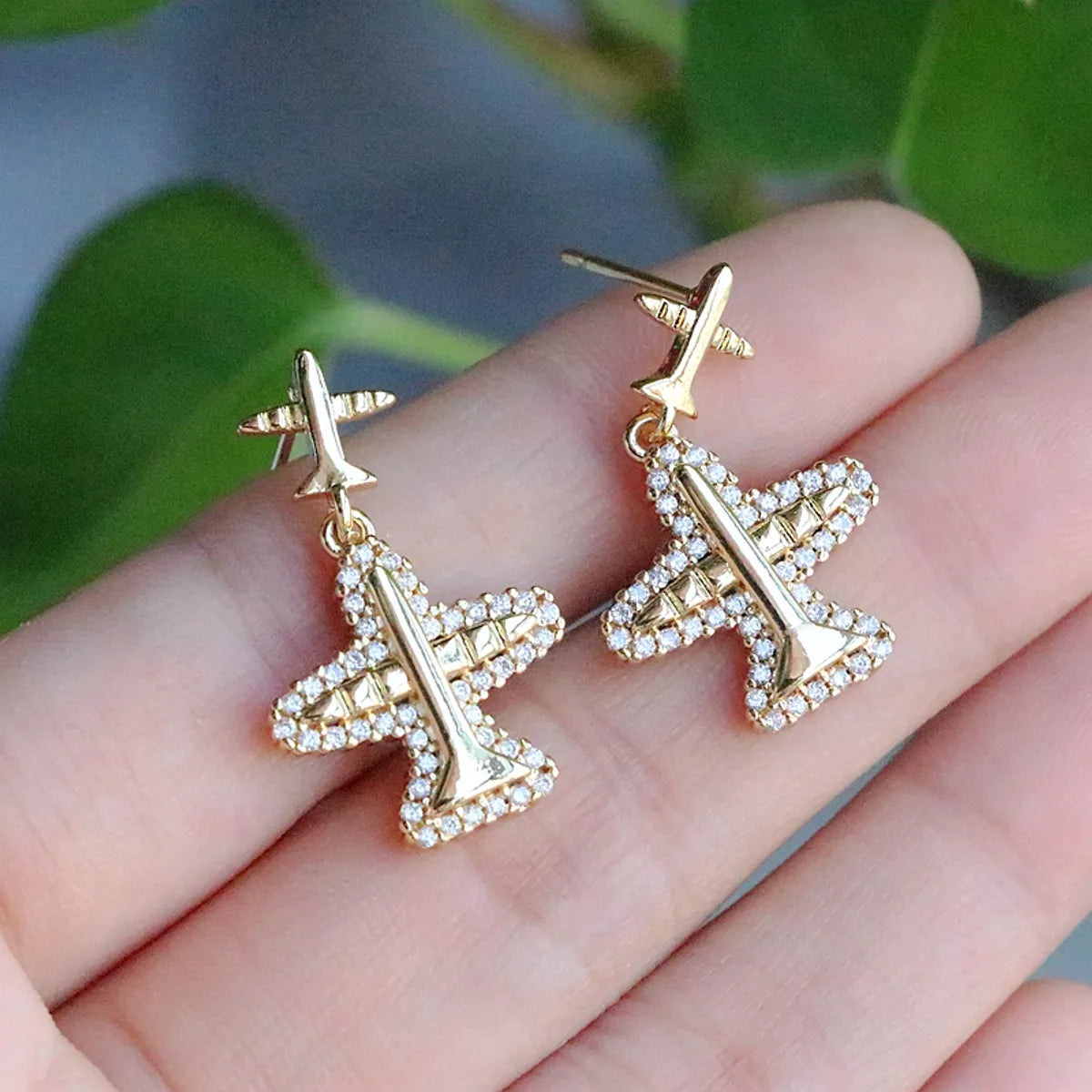 1 Piece Simple Style Shiny Airplane Plating Inlay Copper Zircon 18k Gold Plated Drop Earrings