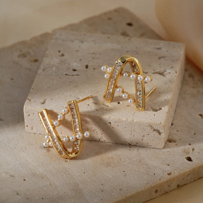 1 Piece Simple Style Shiny Solid Color Inlay Copper Pearl Zircon K Gold Plated Ear Studs