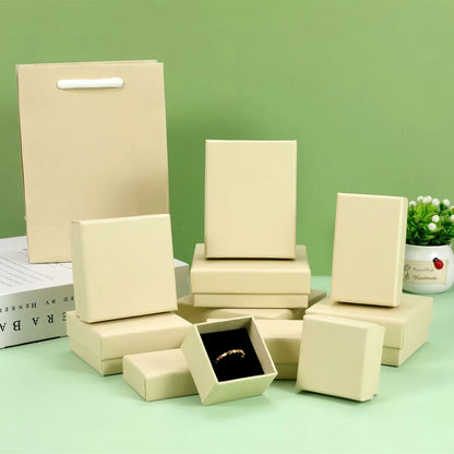 1 Piece Simple Style Solid Color Paper Jewelry Boxes