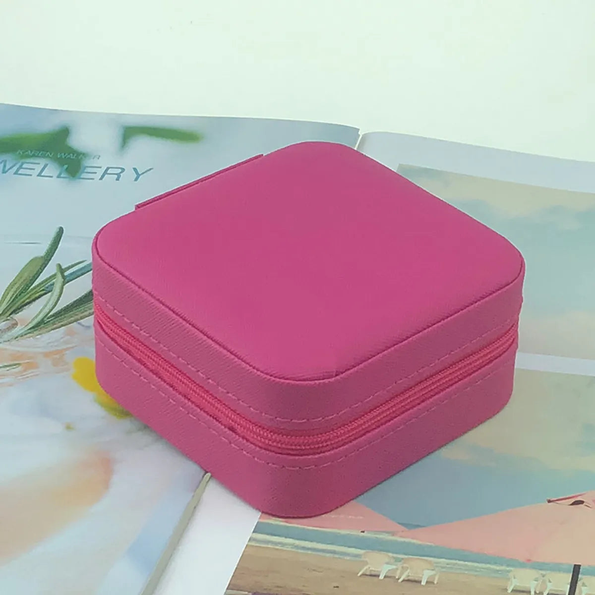 1 Piece Simple Style Solid Color Pu Leather Jewelry Boxes