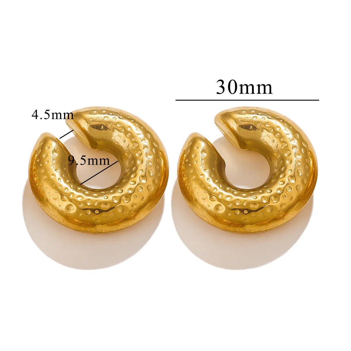 1 Piece Simple Style Solid Color Titanium Steel Gold Plated Ear Cuffs