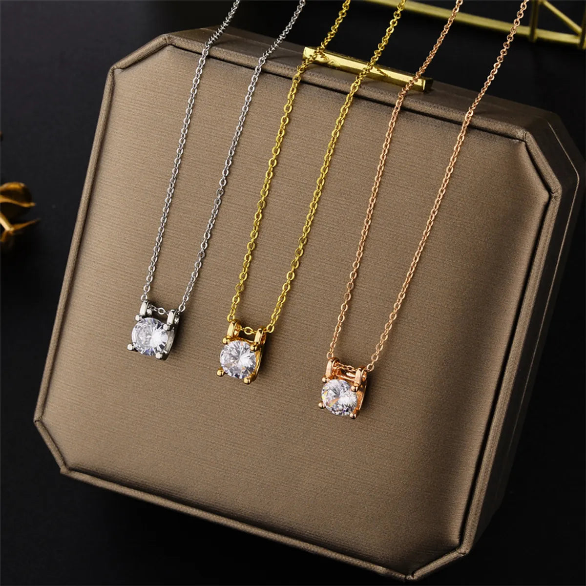 1 Piece Simple Style Square Titanium Steel Plating Zircon Necklace