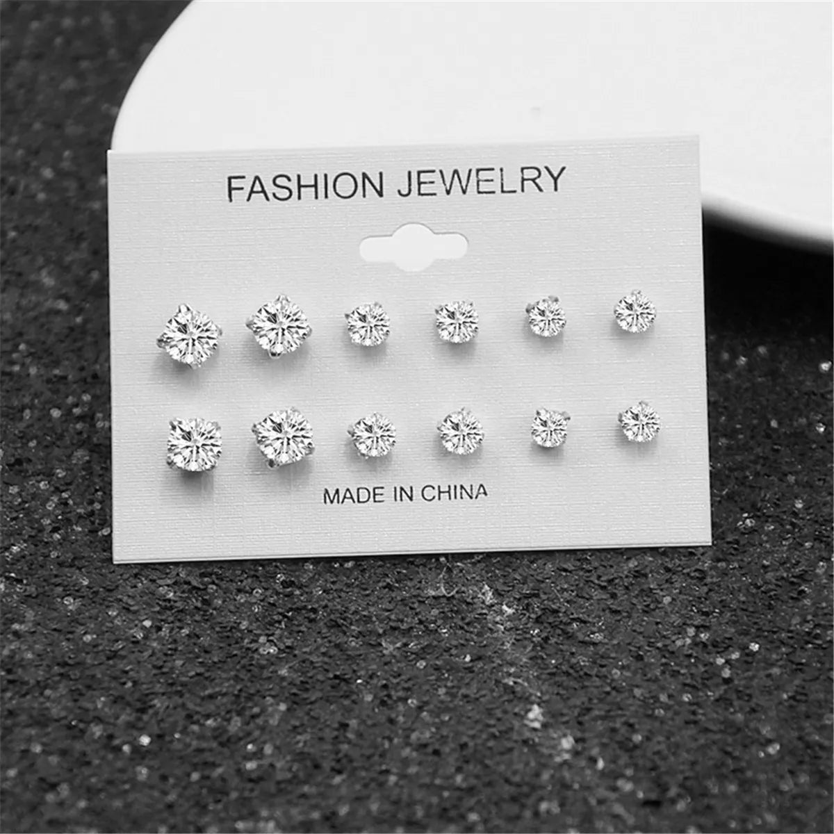 1 Set Basic Lady Classic Style Geometric Plating Inlay Alloy Zircon Ear Studs