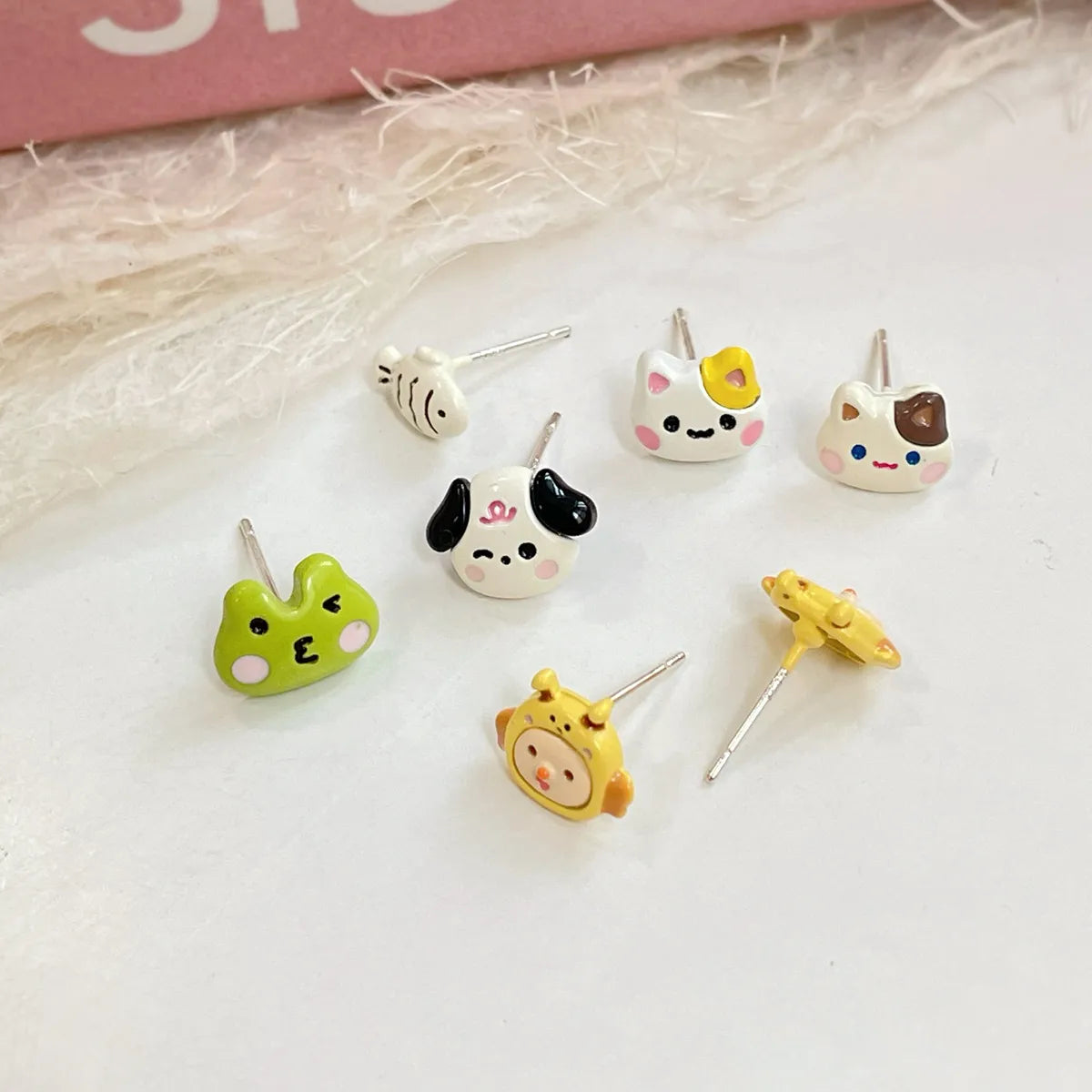 1 Set Cartoon Style Star Cat Fish Spray Paint Alloy Ear Studs