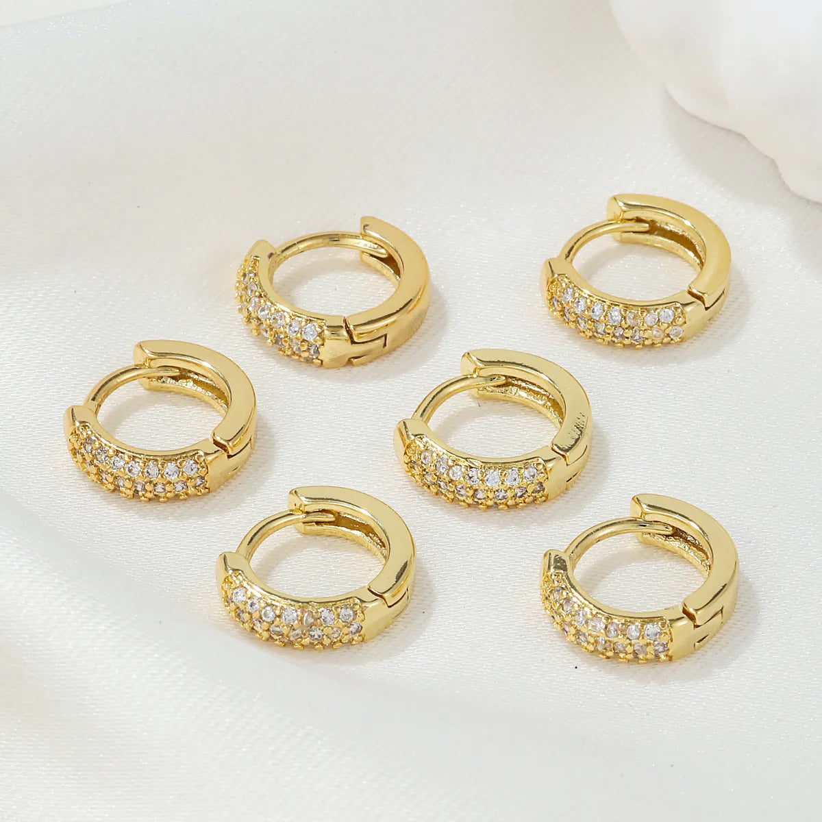 1 Set Casual Simple Style Circle Round Brass Plating Inlay Zircon 18k Gold Plated Earrings