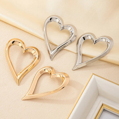 1 Set IG Style Exaggerated Irregular Heart Shape Iron Ear Studs