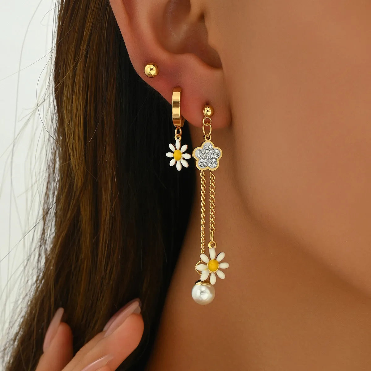 1 Set Japanese Style Sweet Pastoral Butterfly Daisy Enamel Inlay 201 Stainless Steel Plastic Rhinestones 18K Gold Plated Drop Earrings