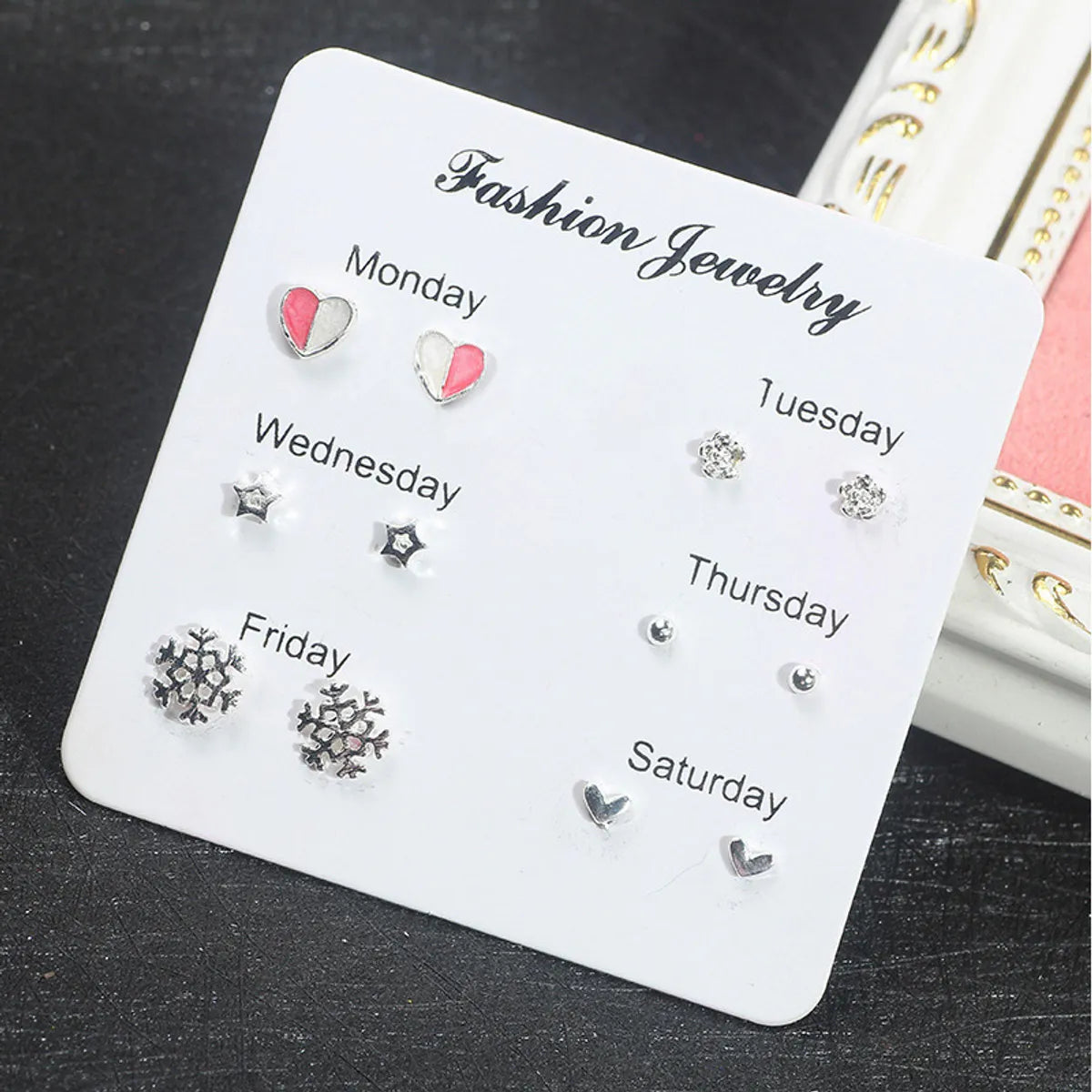 1 Set Modern Style Geometric Heart Shape Plating Alloy Ear Studs