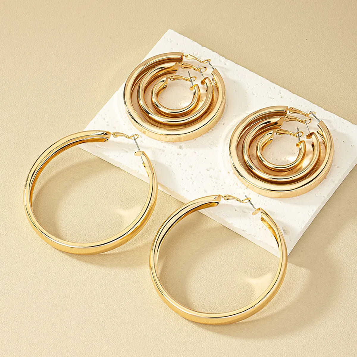 1 Set Nordic Style Simple Style Round Plating Alloy Gold Plated Hoop Earrings