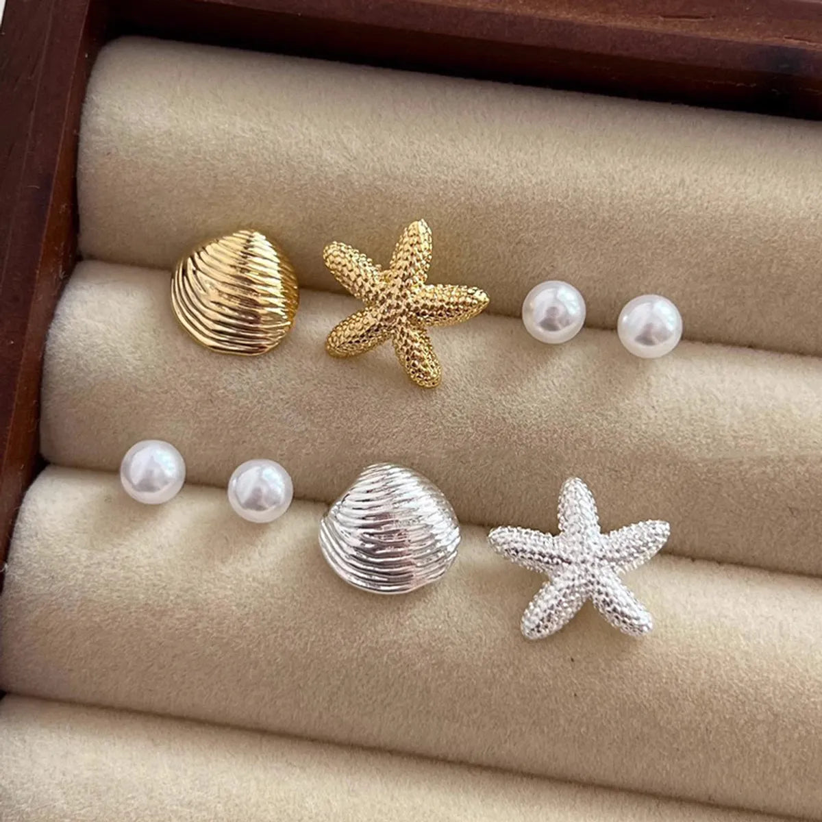 1 Set Simple Style Classic Style Starfish Inlay Zinc Alloy Pearl Ear Studs