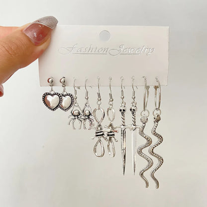 1 Set Simple Style Heart Shape Butterfly Alloy Silver Plated Dangling Earrings