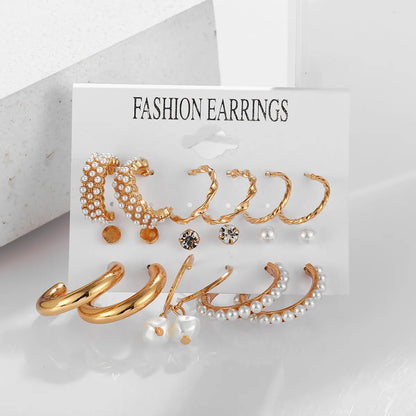 1 Set Simple Style Round Alloy Plating Inlay Rhinestones Pearl Gold Plated Women's Drop Earrings Earrings Ear Studs