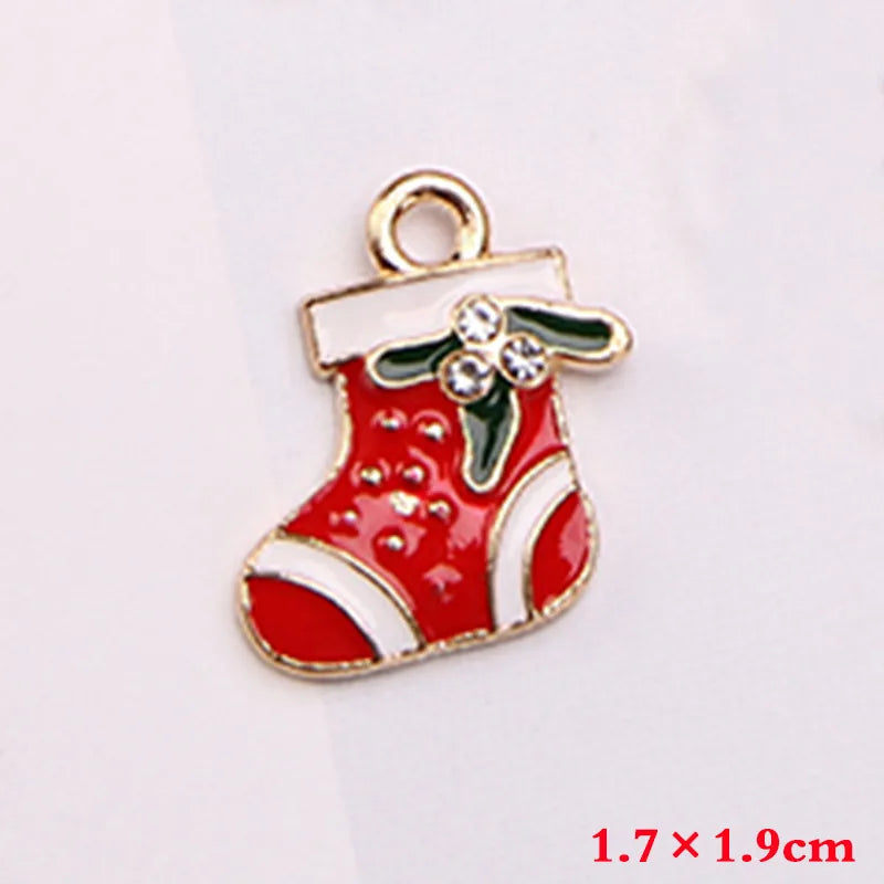 10 PCS/Package 10*17mm 15 * 19mm Alloy Christmas Hat Christmas Tree Santa Claus Pendant