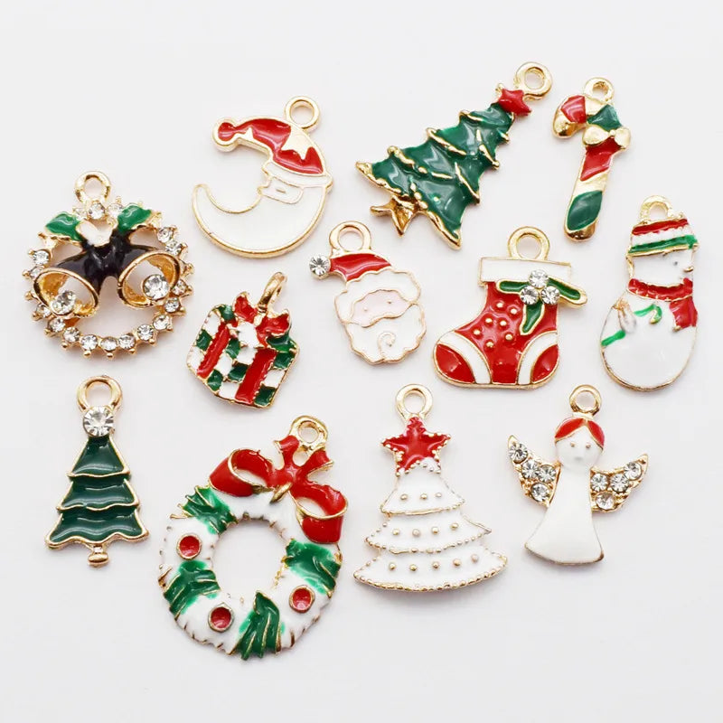 10 PCS/Package 10*17mm 15 * 19mm Alloy Christmas Hat Christmas Tree Santa Claus Pendant