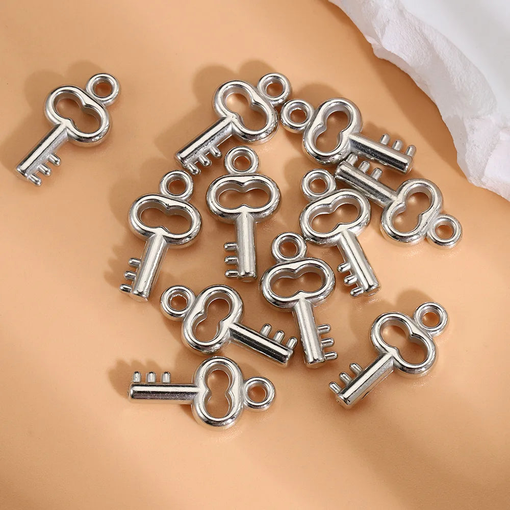 10 PCS/Package 11 * 14mm 12 * 15mm 9*18mm Hole 2~2.9mm Zinc Alloy Cross Sun Key Polished Pendant