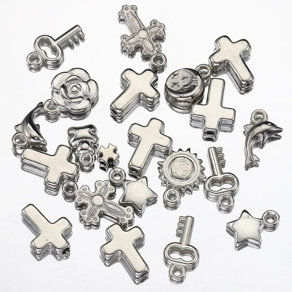 10 PCS/Package 11 * 14mm 12 * 15mm 9*18mm Hole 2~2.9mm Zinc Alloy Cross Sun Key Polished Pendant