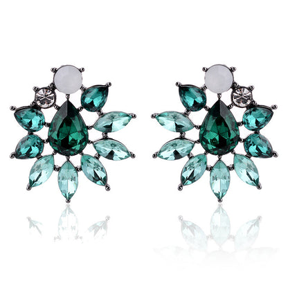 1 Pair Retro Geometric Alloy Plating Rhinestones Women's Drop Earrings