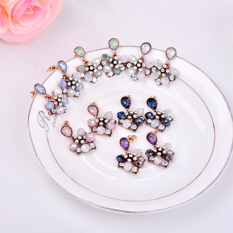 1 Pair Fashion Geometric Alloy Plating Rhinestones Women's Ear Studs