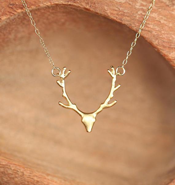 Simple Antler Necklace Christmas Elk Reindeer Pendant Necklace Female Clavicle Chain Fawn Antler Necklace Wholesale