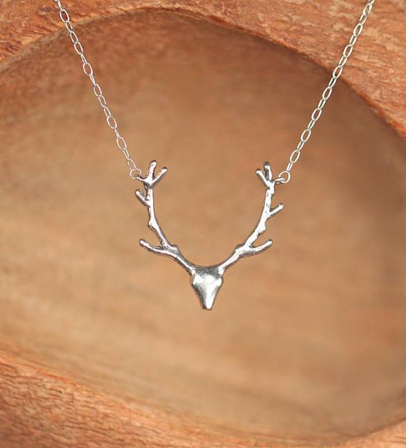 Simple Antler Necklace Christmas Elk Reindeer Pendant Necklace Female Clavicle Chain Fawn Antler Necklace Wholesale