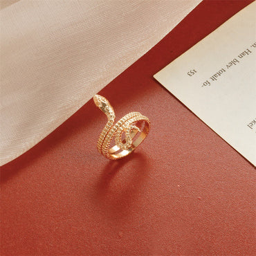 Retro Simple Winding Snake Ring