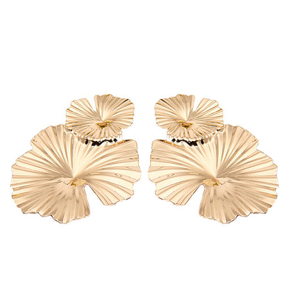 Fashion Geometric Flower Alloy Earrings Wholesale