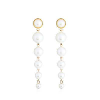 Fashion Long Six-connected Pearl Earrings