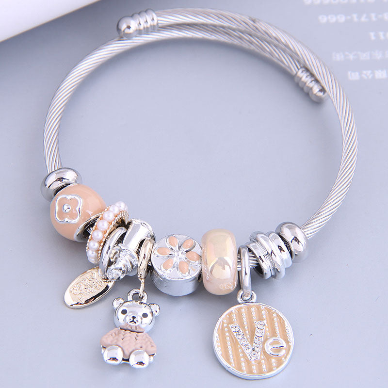 Nihaojewelry Wholesale Jewelry Fashion Cute Bear Multi-Element Pendant Bracelet