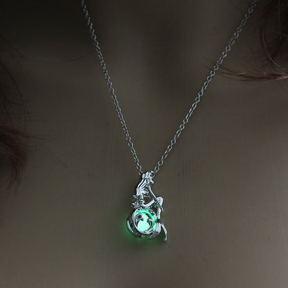 Wholesale Jewelry Luminous Mermaid Pendant Necklace Gooddiy