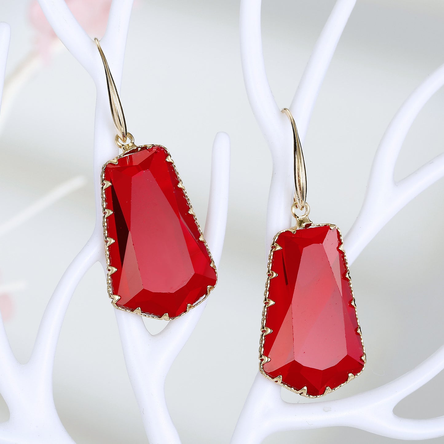 New Fashion Exaggerated Trapezoidal Crystal Earrings Irregular Crystal Earrings Wholesale