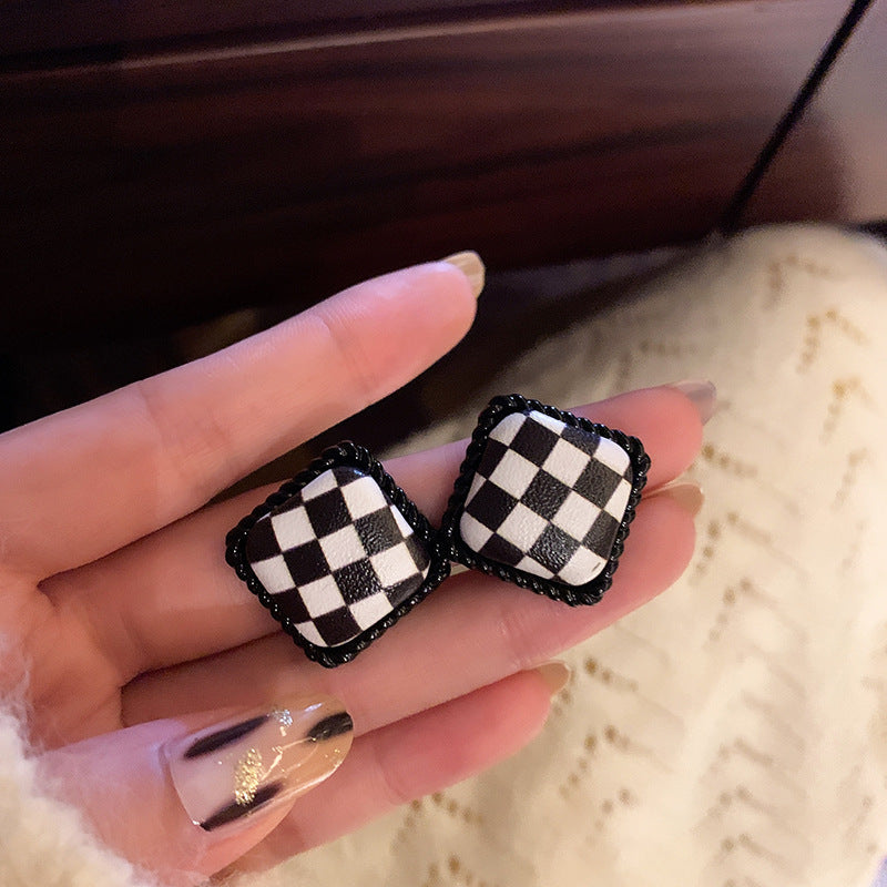 New Simple Fashion Trendy Fashion All-match Pu Leather Black And White Plaid Round Square Earrings