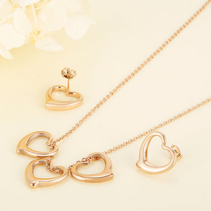 Wholesale Fashion Heart Titanium Steel