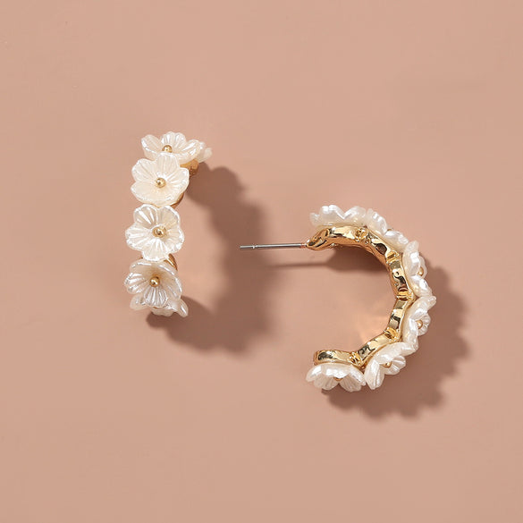 European And American Fashion Creative Butterfly C-shaped Flower Resin Earrings