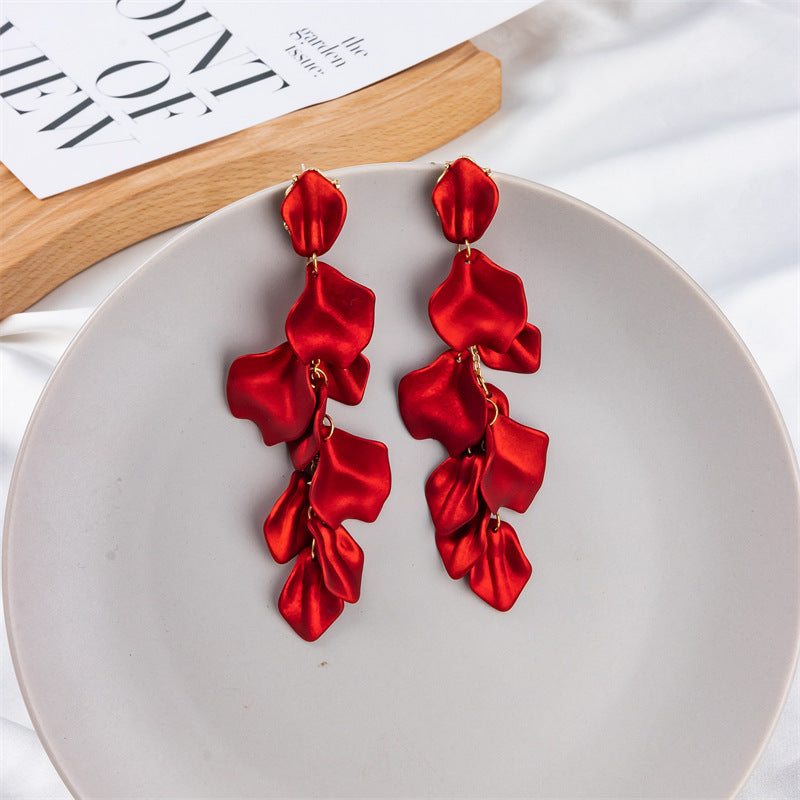 Creative Acrylic Rose Petal Earrings Fashion Earrings