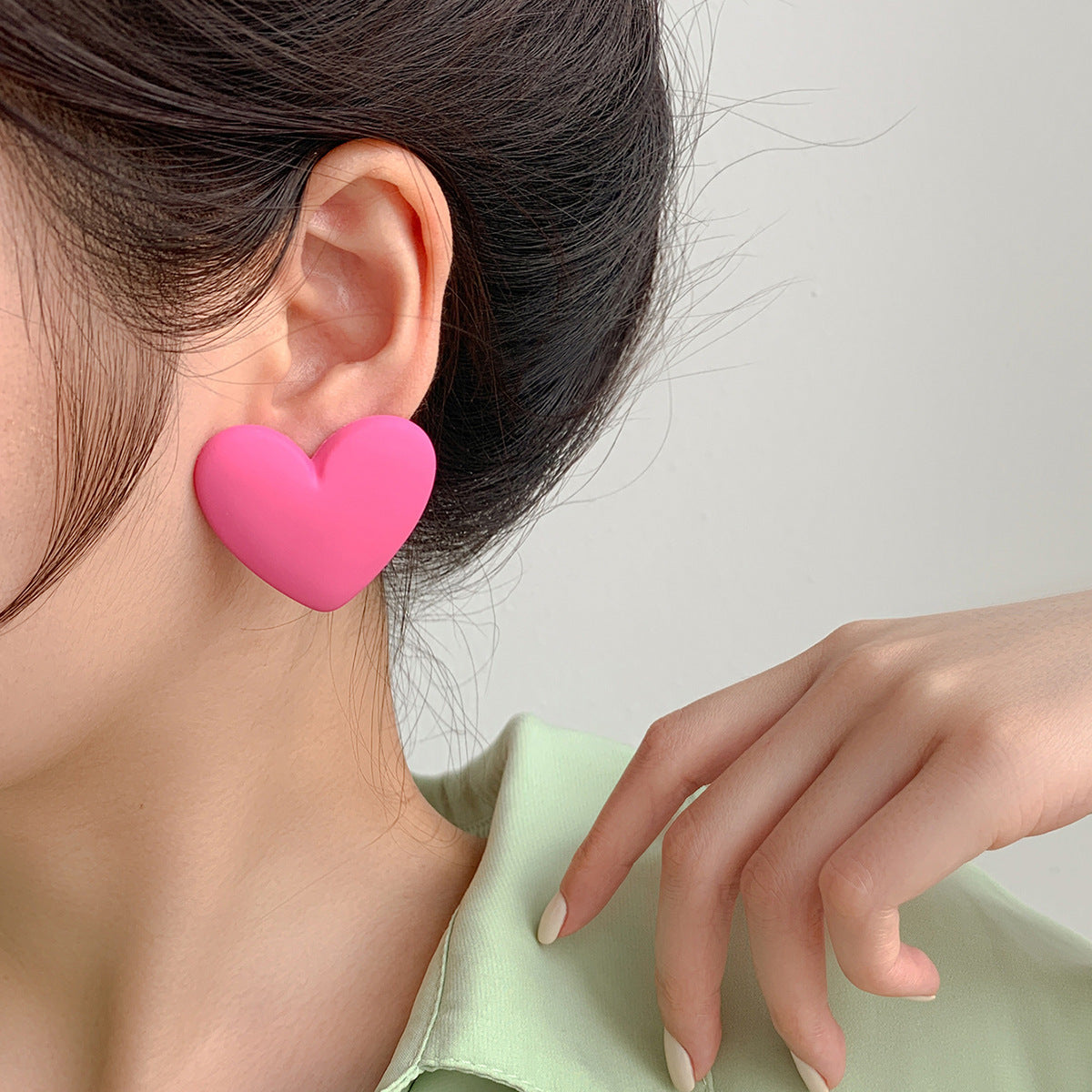 Korean Fashion Love Silver Needle Multi-color Peach Heart Earrings