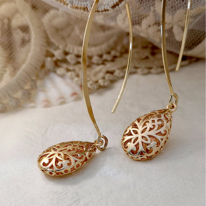 European And American Hollow Carved Retro Light Luxury Gold-plated Ear Hook Jewelry Wholesale