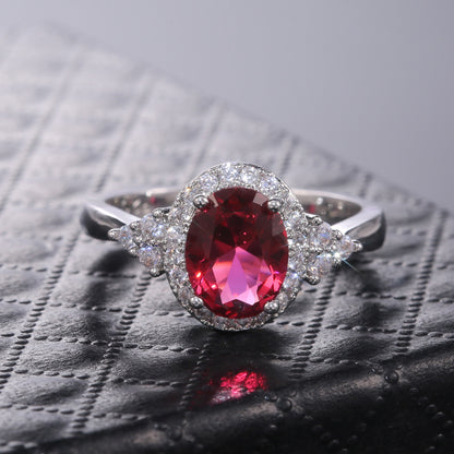 Classic Fashion Copper Inlaid Red Zircon Oval Ring