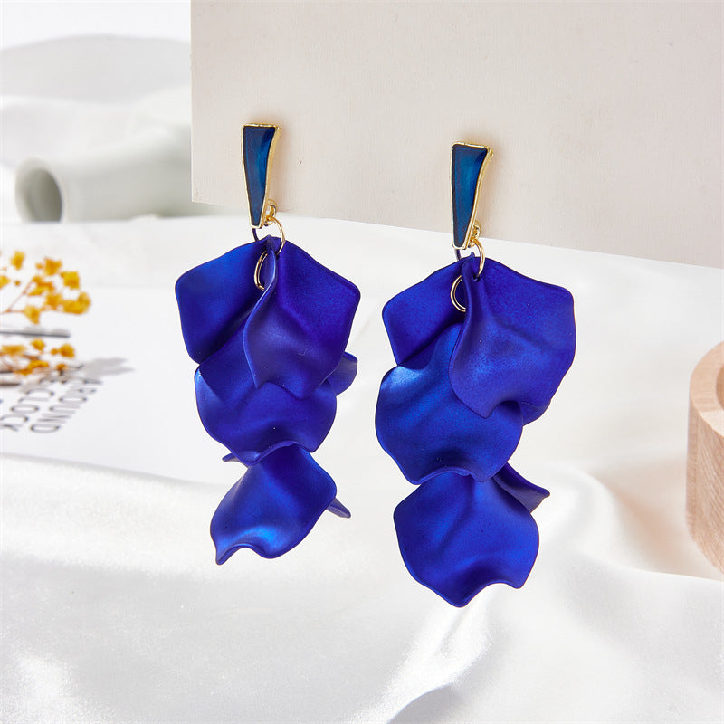 Elegant Flower Alloy Drop Earrings